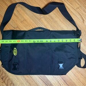 Made in USA Timbuk2 Black Messenger Bag with Yellow Accent